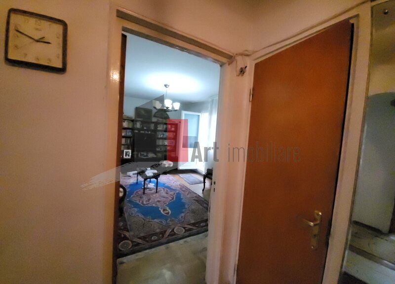 Titan, apartament 4 camere.