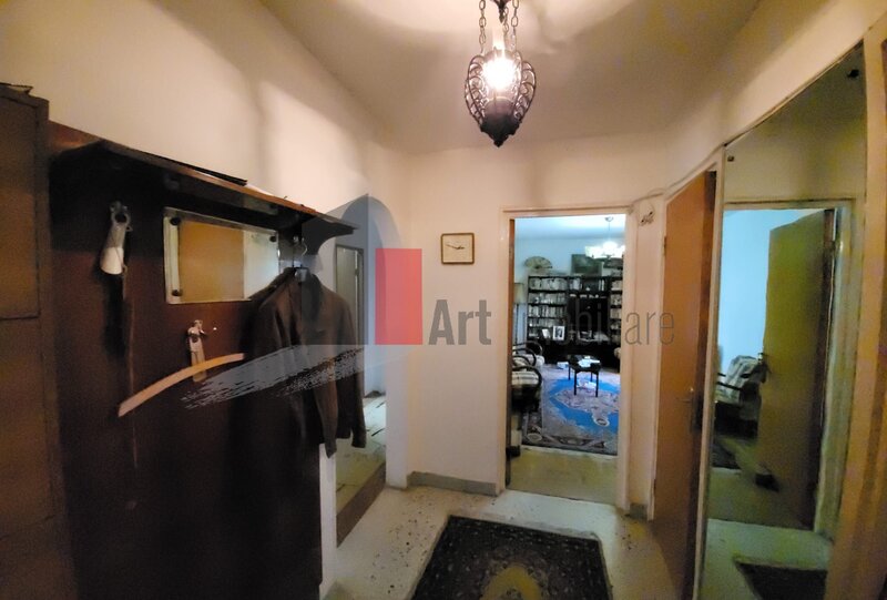 Titan, apartament 4 camere.